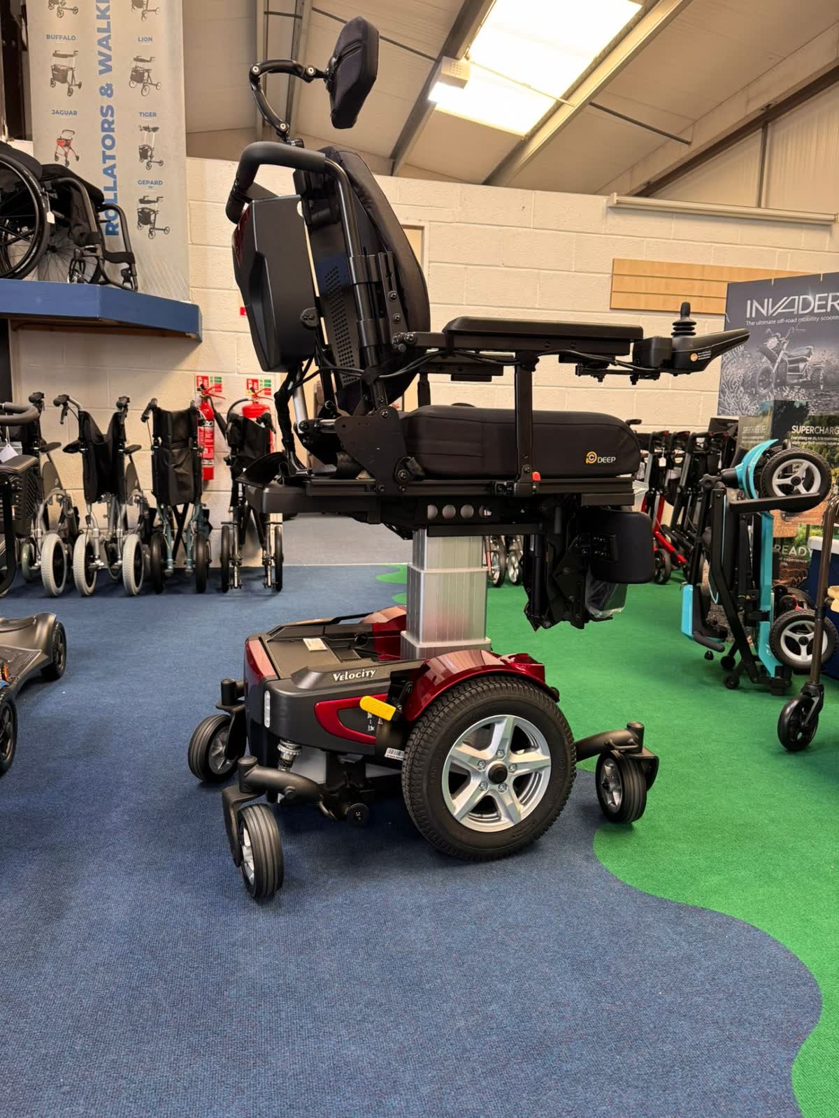 Velocity Riser Powerchair