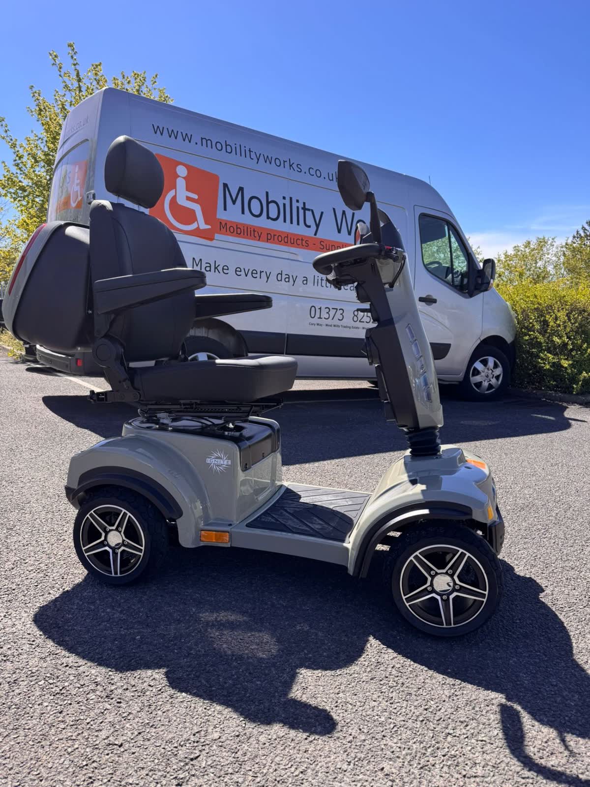 Ignite 8mph Road Scooter